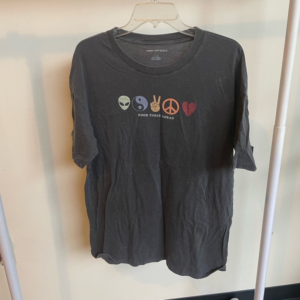 American eagle graphic tee